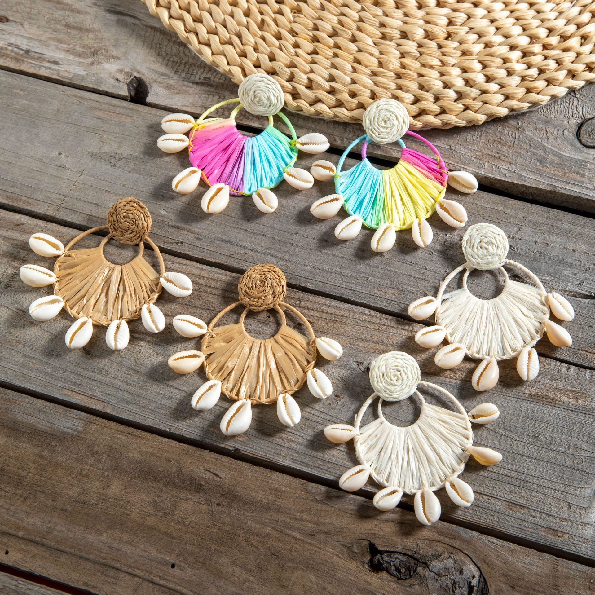 Wholesale 5pcs Bohemian Raffia Round Shell Tassel Earrings